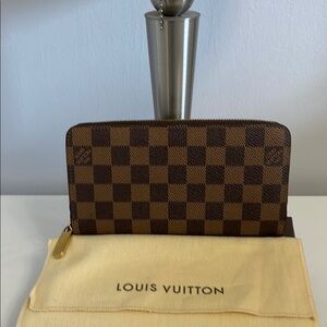 Louis Vuitton Damier Ebene Wallet